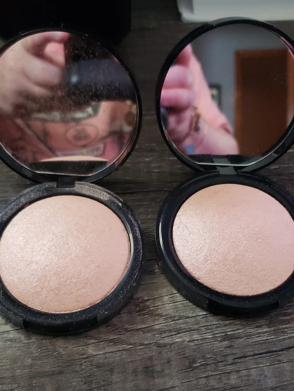 Mally 2-Glowing Goddess Illuminator - Rosy Glow Compacts (Set of 2) NEW!!!